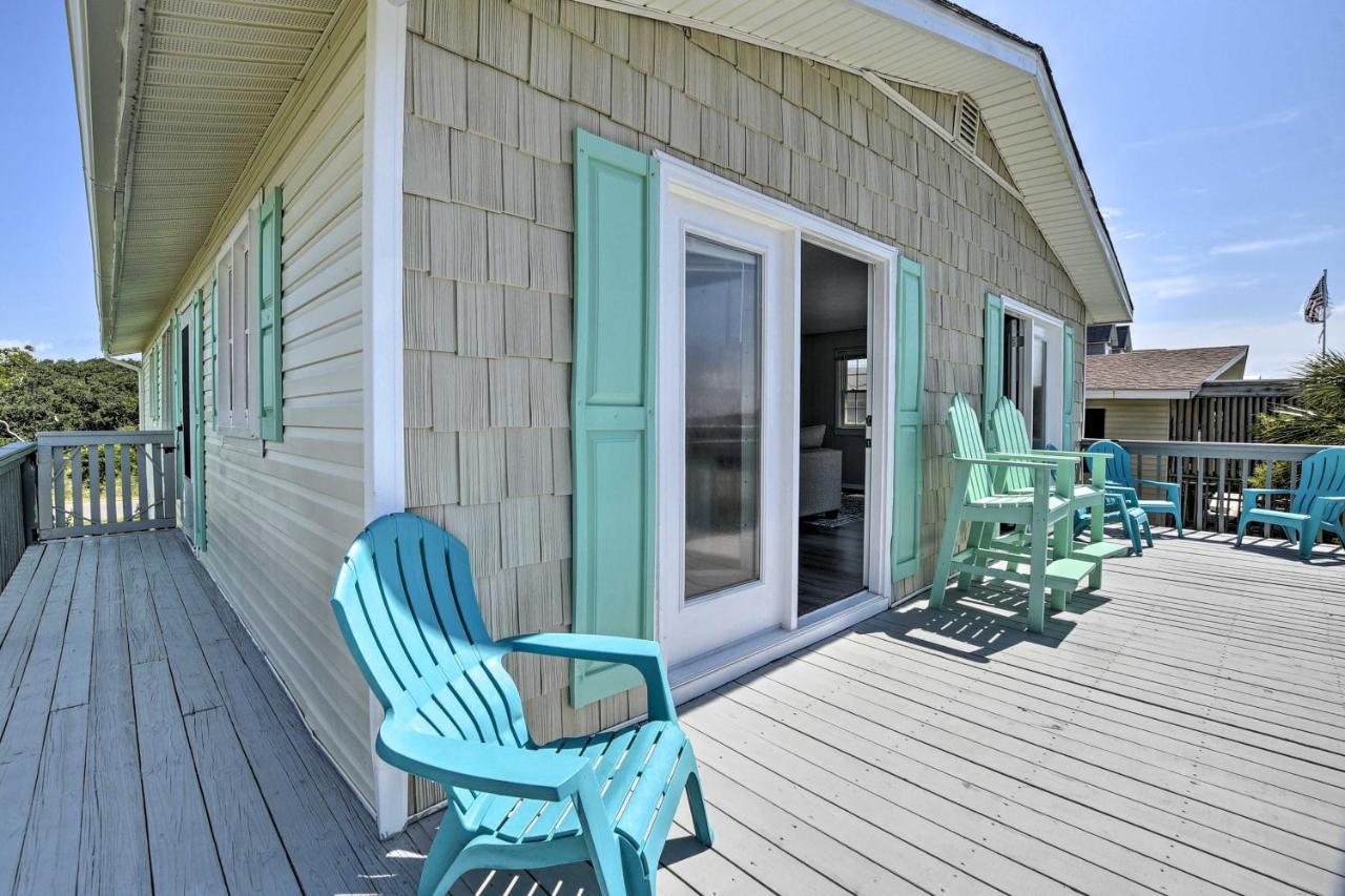 Oak Island Beach Abode With Deck Walk To Shore! Exterior foto